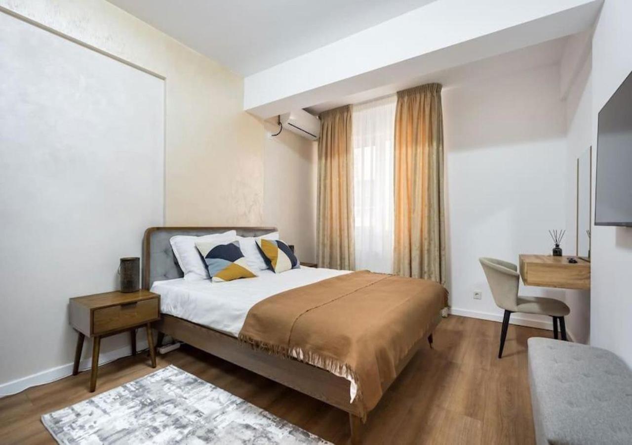 شقة Bonita - Chic Urban Retreat With Private Balcony بوخارست المظهر الخارجي الصورة
