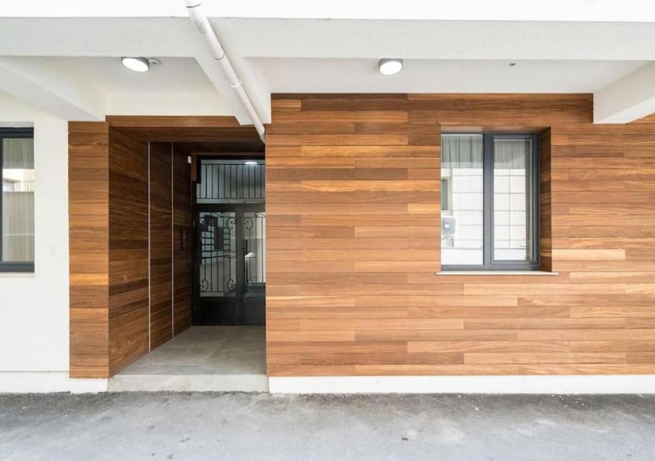 شقة Bonita - Chic Urban Retreat With Private Balcony بوخارست المظهر الخارجي الصورة